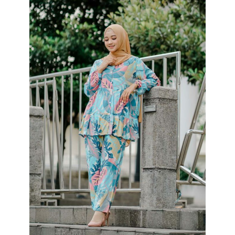 Grosir dan Ecer Baju Terusan Wanita Ruffle One Set