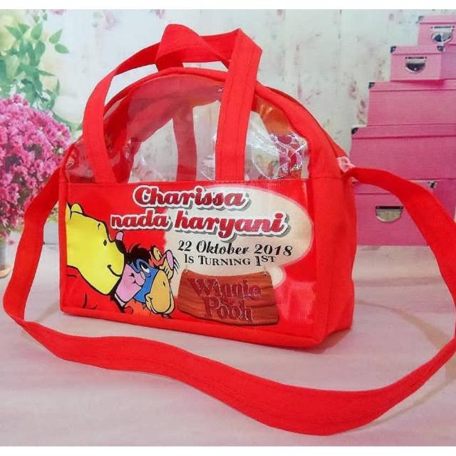 

Tas souvenie ulang tahun anak model busur tema winne the pooh