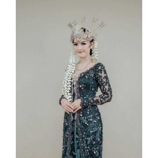 JASA EDIT FOTO BIASA JADI FOTO PENGANTIN DI CETAK UKURAN 10R