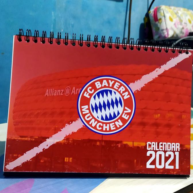 

BEST SELLER KALENDER MEJA 2021 EDISI BAYERN MUNCHEN