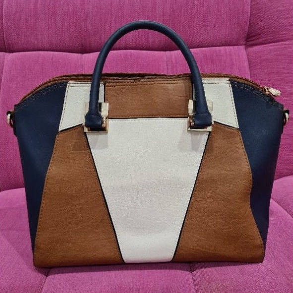 Tas Bahu Colette Shoulder Bag By Colette Hayman Australia Original Asli 100 Shopee Indonesia