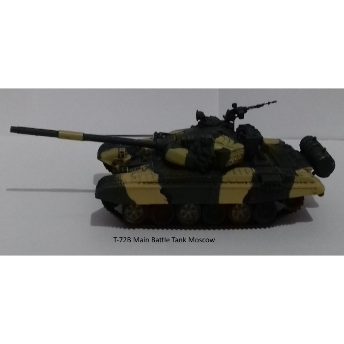 Diecast Militer Model Collect 1/72 Soviet Army T-72B Main Battle Tank, Moscow