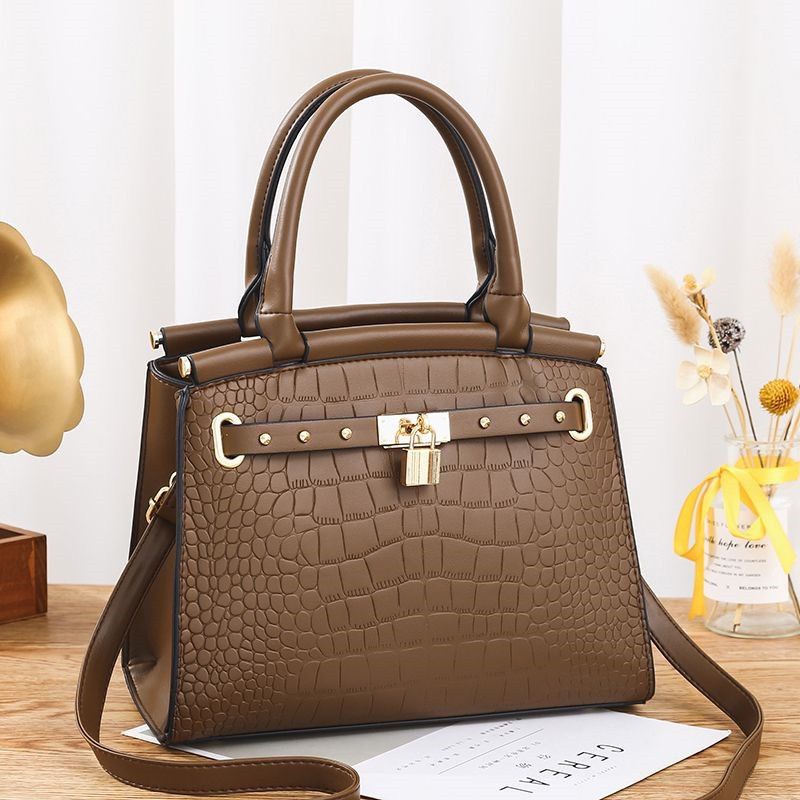 TAS IMPORT CANTIK C5829 TAS SELEMPANG WANITA TAS IMPORT WANITA TERBARU MURAH TERLARIS TAS ARISAN TAS KANTOR