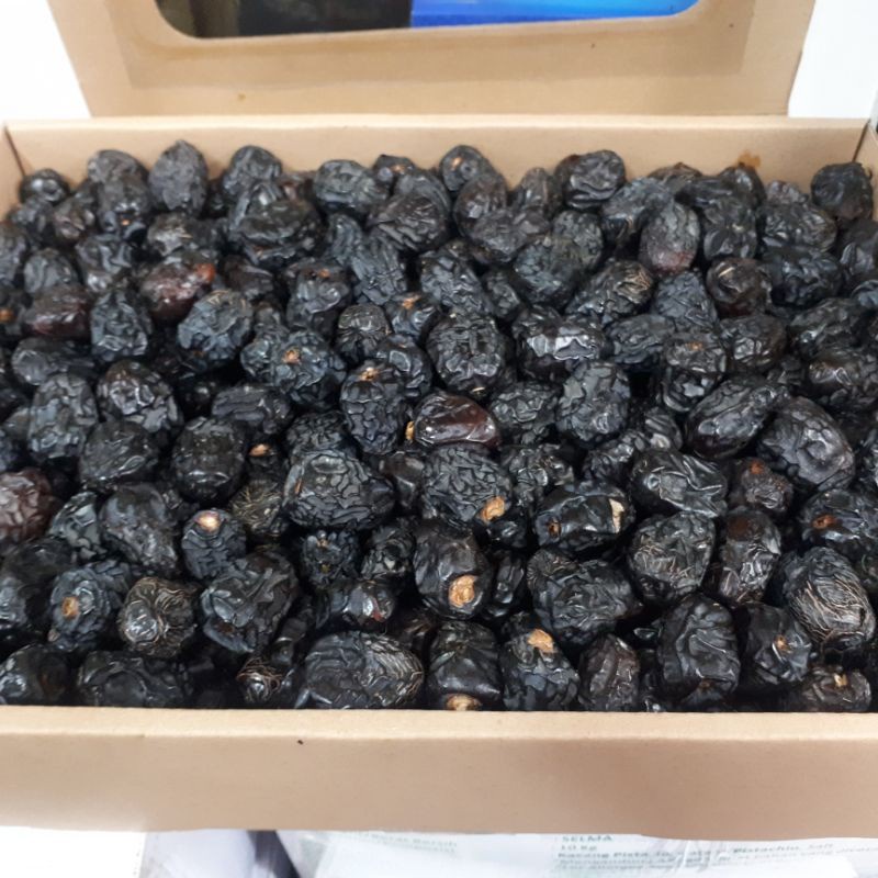 kurma nabi al madina 1KG / ajwa premium ( grade 2 )1kg