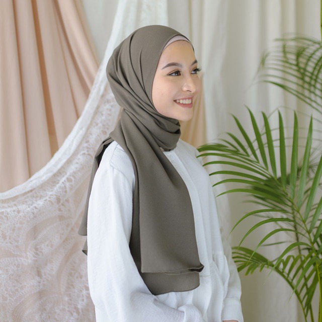 PASHMINA POLOS NISSA SABYAN PASMINA DIAMOND HIJAB l 1 kg 11 pcs JILBAB ITALIANO TALITHA BASIC-2