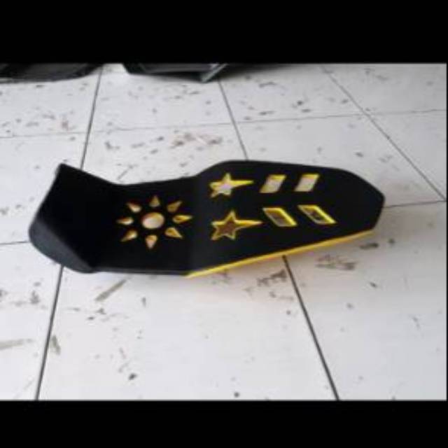 Jok slim cb150r new lobang - Jok slim CB150 R new lubang custom - Jok Slim CB150R new tinggal pasang