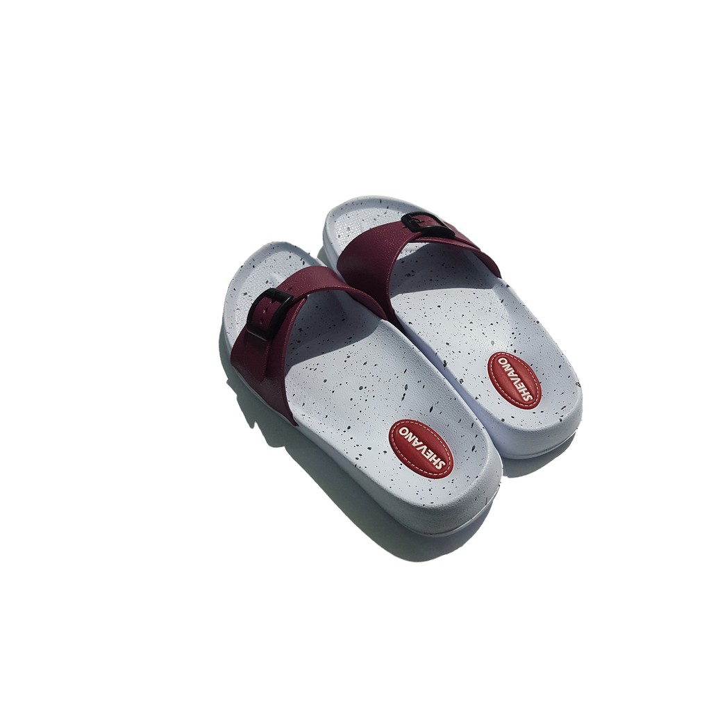Sandal Karet Gesper Wanita Shevano
