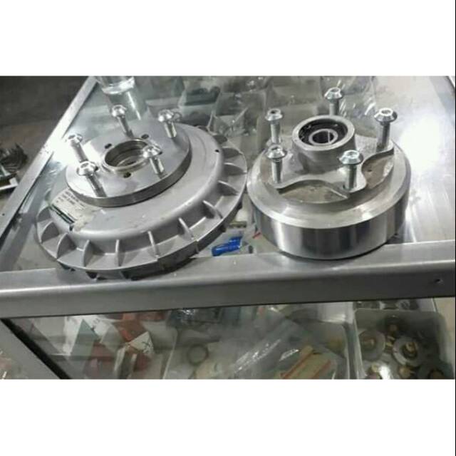 Adaptor depan belakang ring 12 vespa klasik