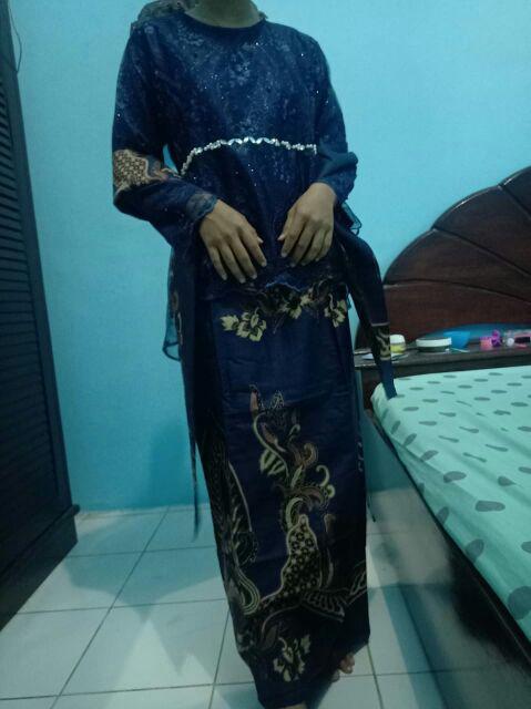 Batik Couple Brokat Kebaya Tunangan Lamaran,kebaya Modern,kebaya Wisuda,kebaya Nikahan Lamaran