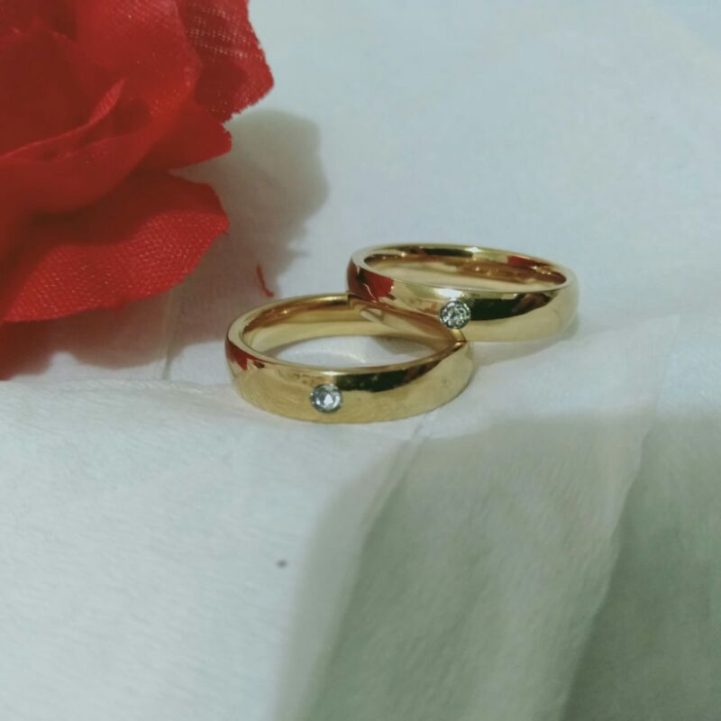 Cincin Titanium polos Lapis Emas18k  ANTI KARAT cincin couple pasangan tunangan nikah