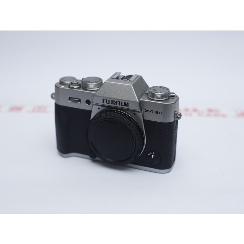 FUJIFILM xt20 body only