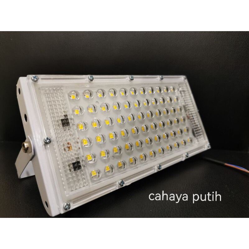 Lampu sorot/tembak led slim 50 watt waterproff