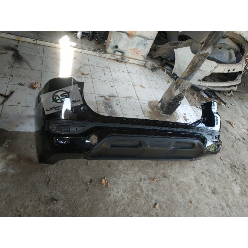 bumper belakang xpander