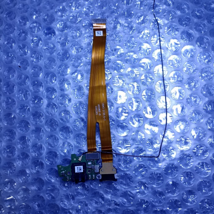 Fleksibel board cas Oppo a7 original copotan