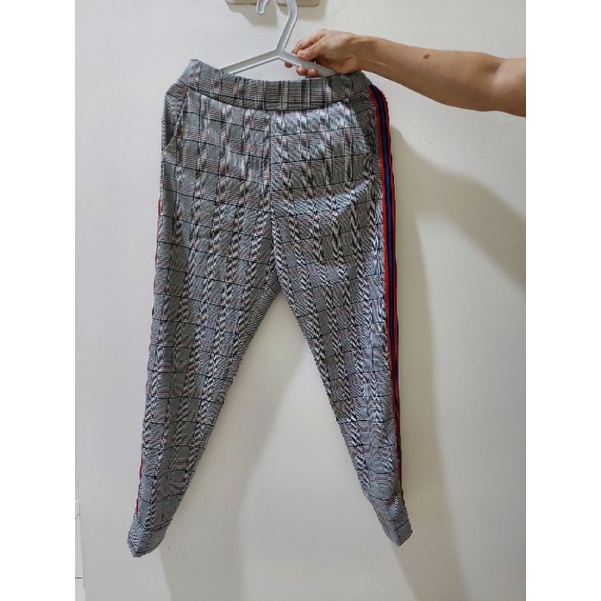 3 Mongkis checkered pants