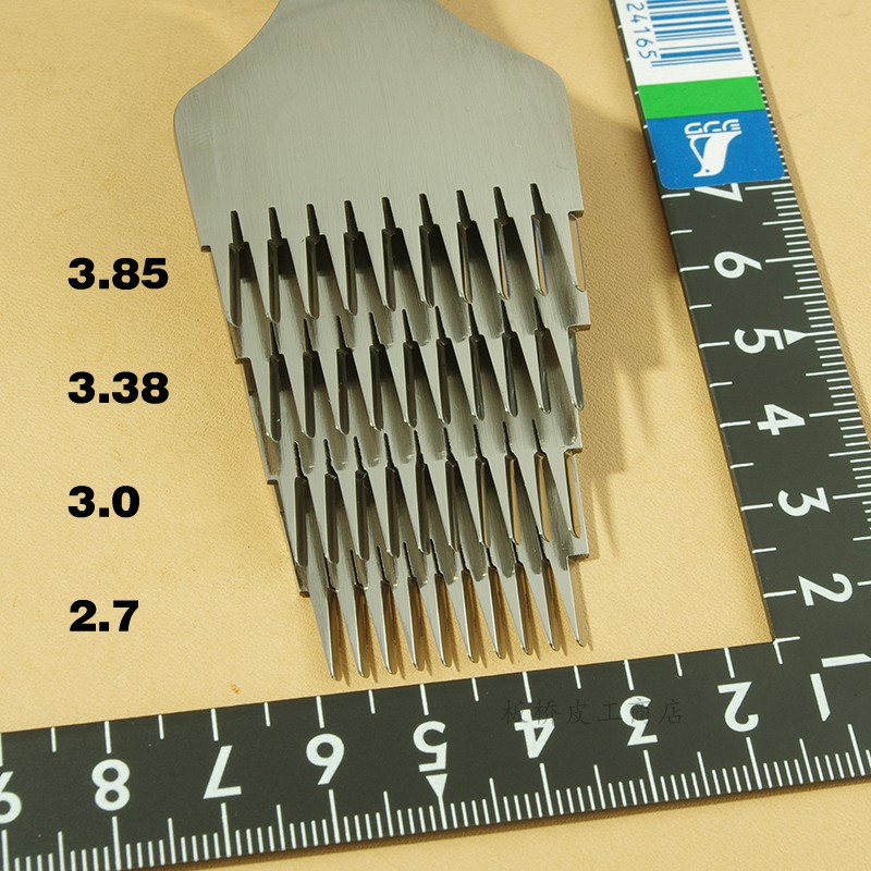 

3.38MM 3pcs Spacing Leather Craft Tools Hole Punches Stitching Punch Tool 2510 Prong White Steel