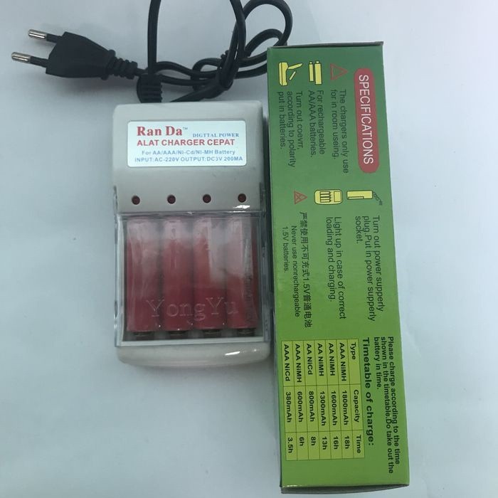 Charger Randa RD-201 AA / AAA 4Slot + batre kuning 700mAh 4pcs