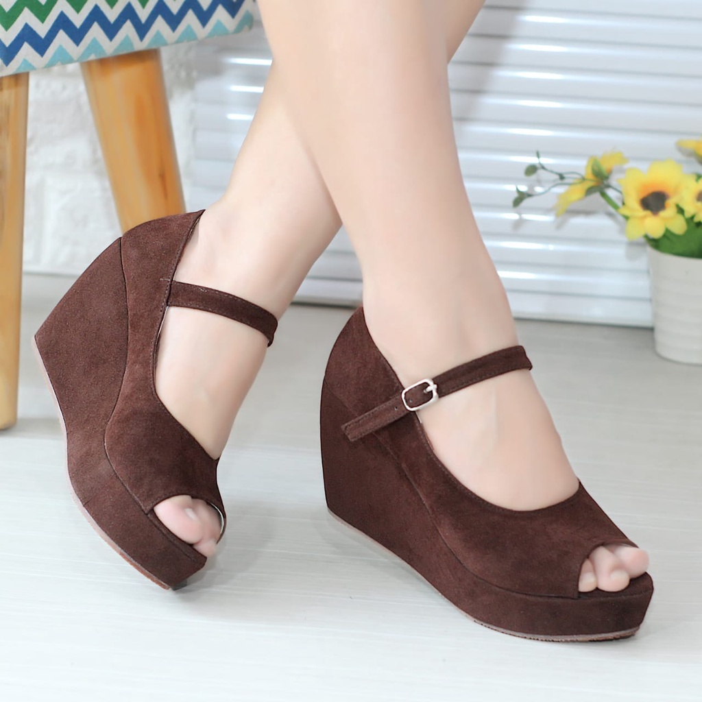 Lynn Wedges Kasual Wanita Best Seller WD6C - Coklat / Coklat Muda / Cream / Hitam