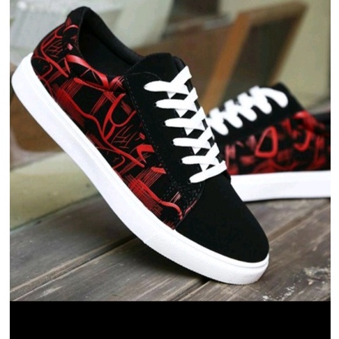 Sepatu Sneakers Old Skool Black White Vns Fetino Motif Putih VansSK Delapan Low 36-43