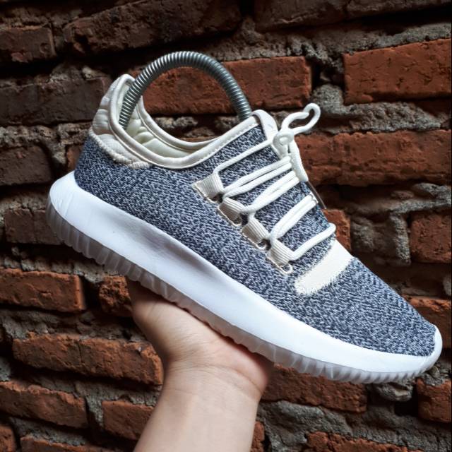 [REAL PICT] ADIDAS TUBULAR made in vietnam - GREY