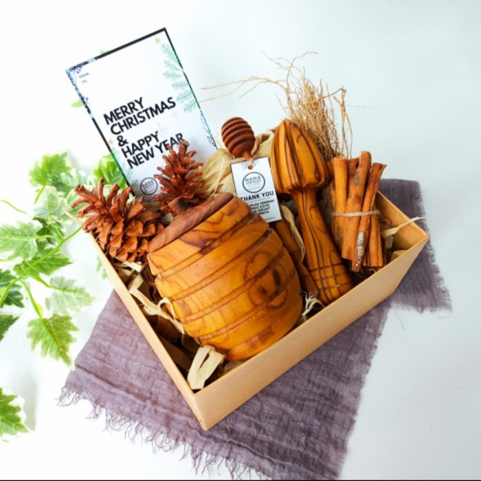 

Hampers Parcel Natal Imlek Idul Fitri Ulang Tahun Wedding Gift