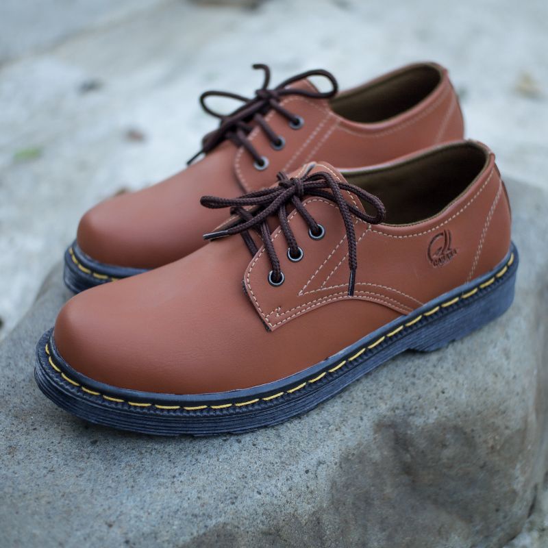 Sepatu Pria &amp; Wanita Unisex Warna Hitam, Kopi, &amp; Tan / Setra Gantleman - Caraka Footwear - Code SH/SK/ST / Sepatu Kantor Pria Wanita / Sepatu Formal Pria Wanita / Dr.Martens