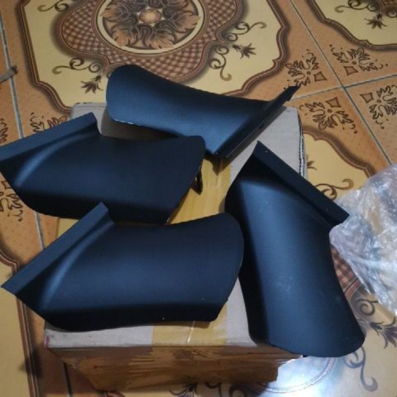 Tutup kaki spion calya sigra original