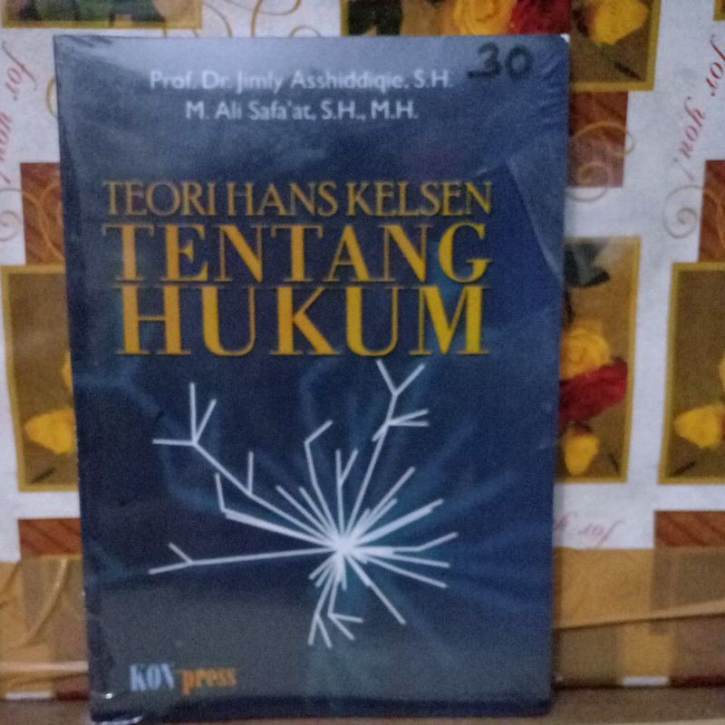 Teori Hans Kelsen Tentang Hukum