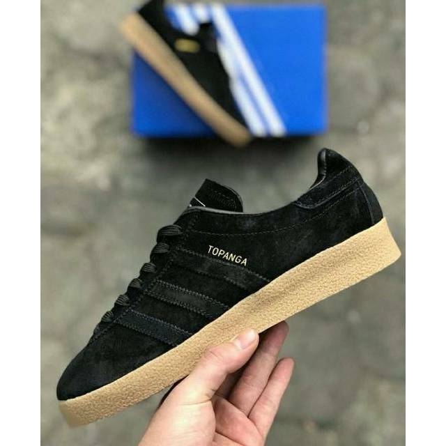 adidas topanga black