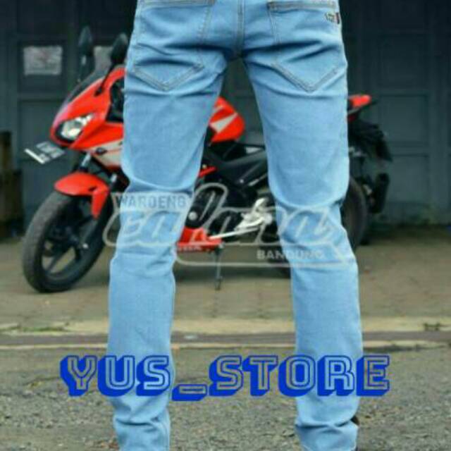 Celana jeans panjang vans