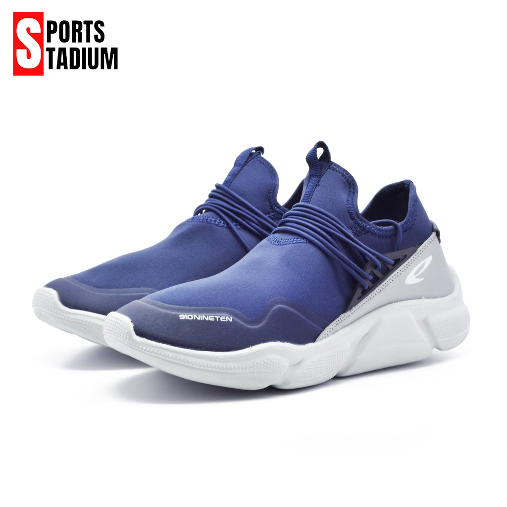 SEPATU RUNNING PRIA MURAH NINETEN 910 RYU 1.5 NAVY
