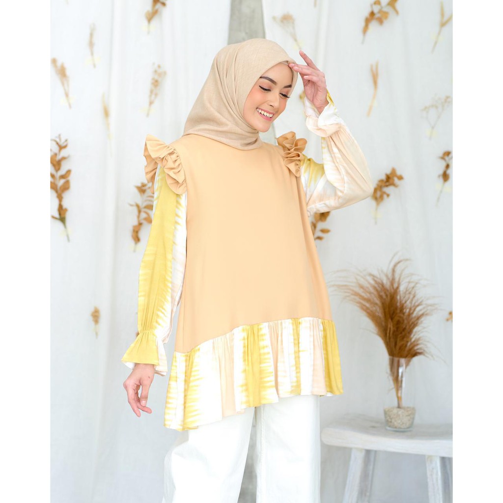 Saqiya Blouse