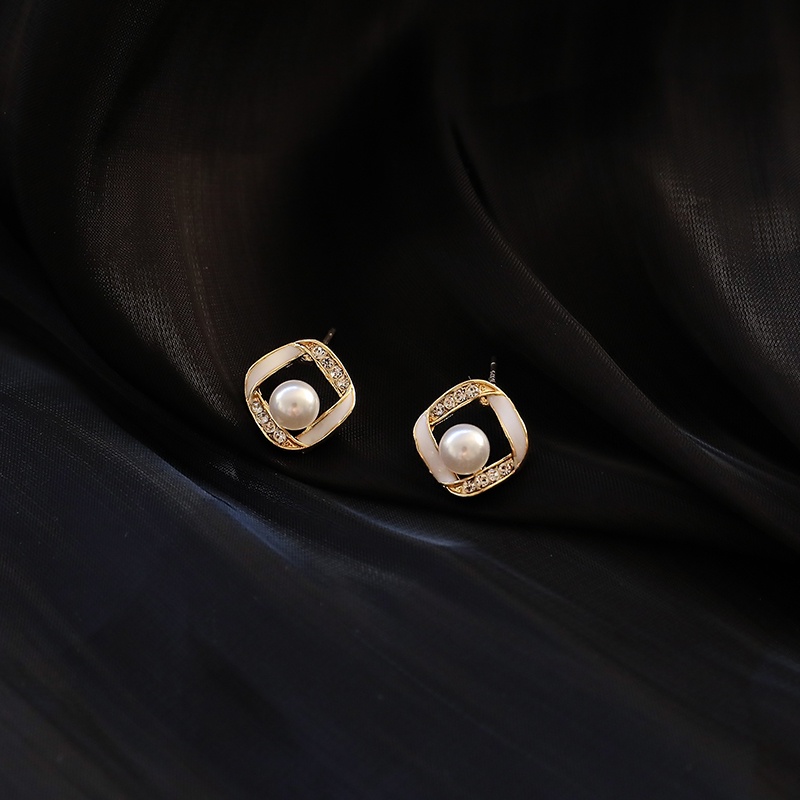 Anting Mutiara Bahan 925 Silver Gaya Retro Korea Untuk Wanita