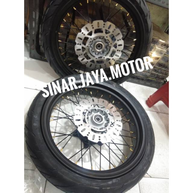 Paketan sepaket velg pelak super moto honda crf 150  250 300 17   udah termasuk ban cakram pnp