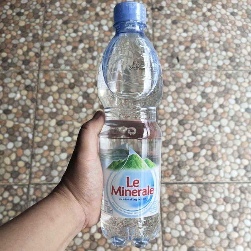 

LE MINERALE AIR MINUM MINERAL 600ML