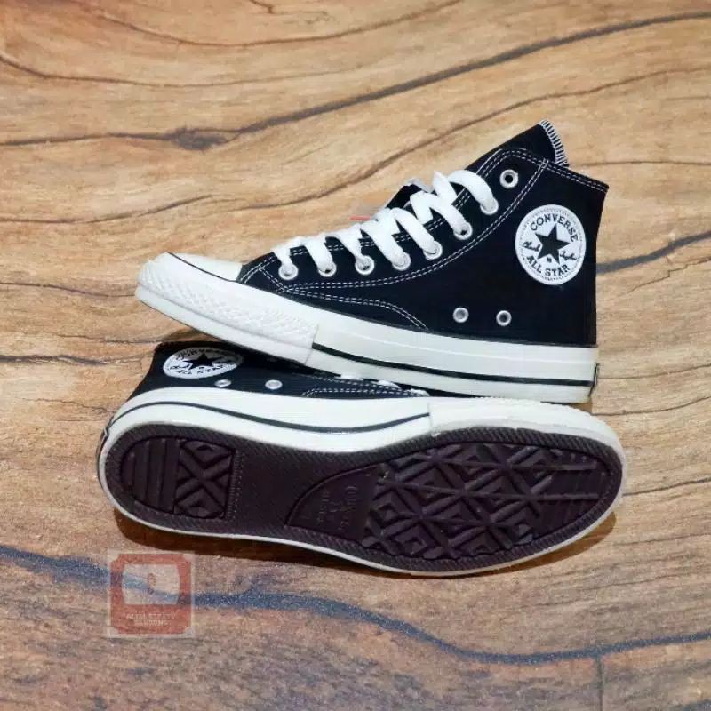 sepatu Converse/sepatu Converse tinggi