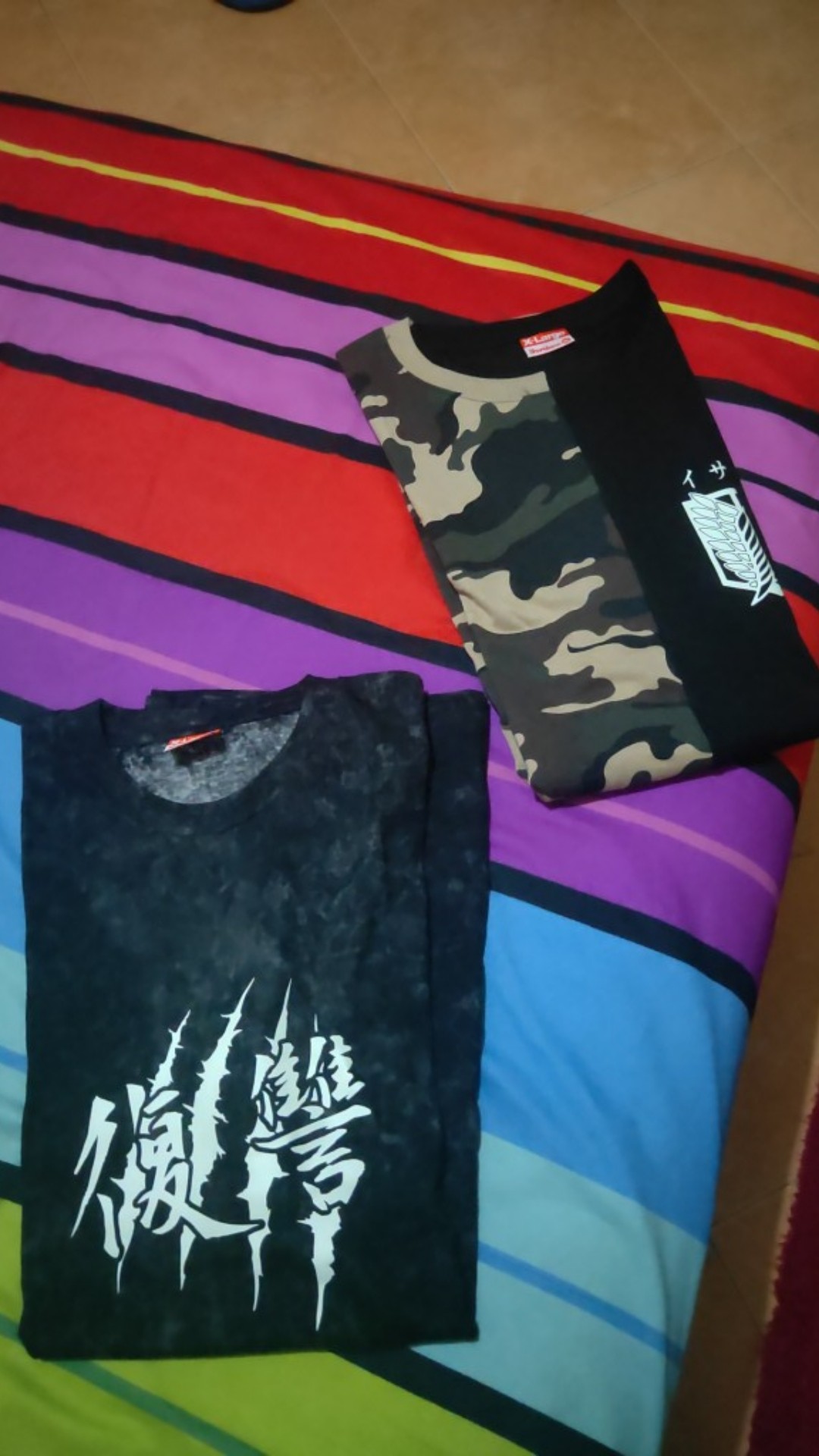 Isaishodo - Miteiru / Urban Batik / T-shirt / 7 Varian / Kaos Jepang / Unisex