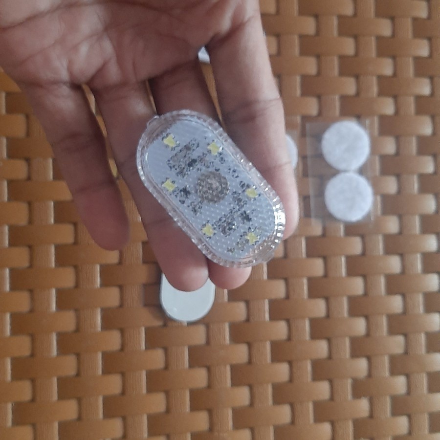 LAMPU TEMPEL LED MINI CHARGER EMERGENCY KABIN BAGASI PLAFON ATAP LACI MOBIL LEMARI BAJU LAMPU SENTUH