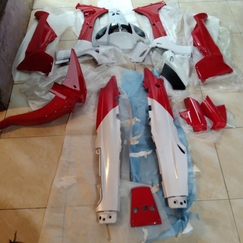 body bodi halus full f1zr merah putih