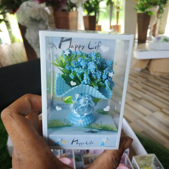 Sovenir / hiasan kamar  bunga plastik