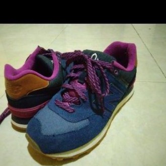 Sepatu wanita New Balance Preloved