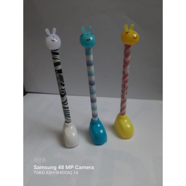 

Pulpen unik | pulpen Lucu | pulpen bentuk jerapah | pulpen garis | pulpen anak anti malas
