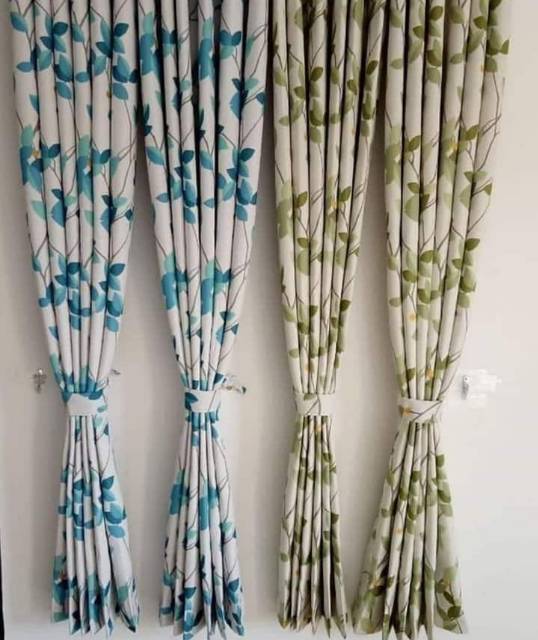 Gorden blackout motif bunga biru hijau