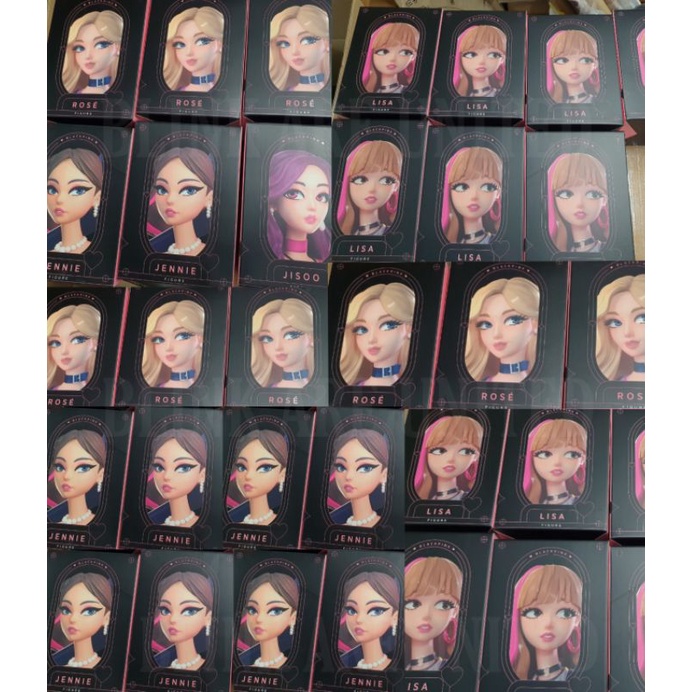 BLACKPINK Collectible Figure ( Limited Edition )