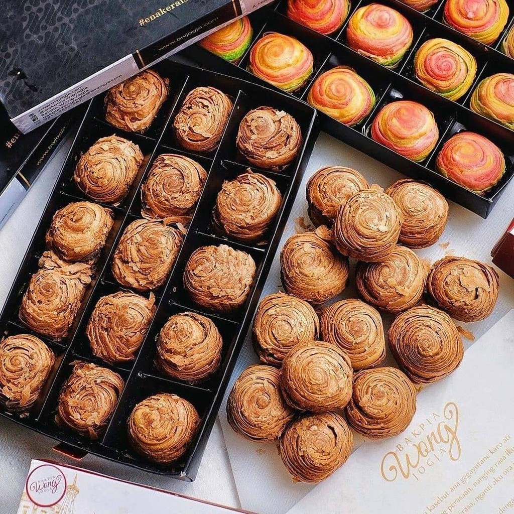 

BAKPIA WONG JOGJA PREMIUM ( Bakpianya Baim Wong ) Oleh Oleh Asli Jogja