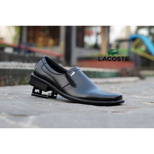 Sepatu Pantofel Pria Terlaris Lacoste Formal