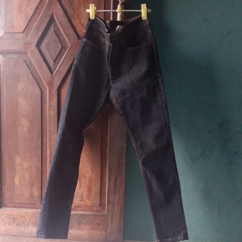 Preloved celana denim The executive/celana denim cowok/celana denim skinny fit