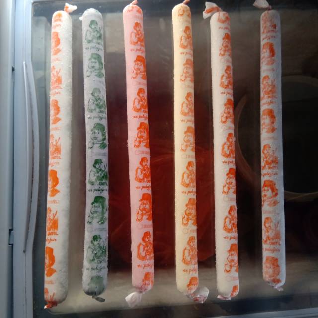 

Es Potong Unyil | Es Potong Batangan 41 CM | Jajanan Tradisional