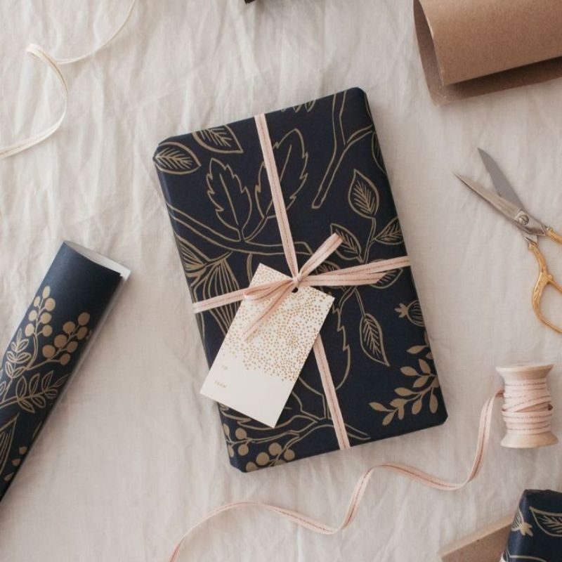 

Kertas kado free pita / pembungkus kado / kertas kado untuk pembungkus hadiah