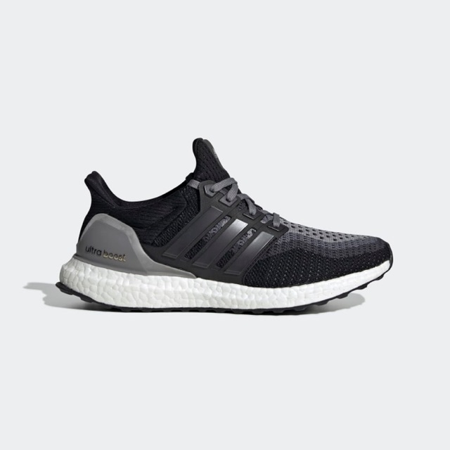 triple black ultra boost womens